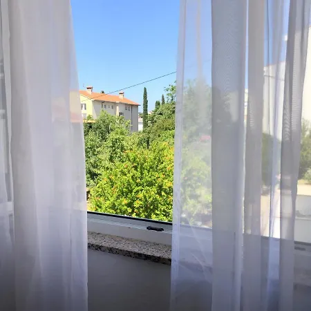 Villy Apartman Palit
